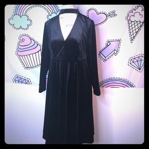 BRAND NEW Black Velvet Choker Dress from Torrid!